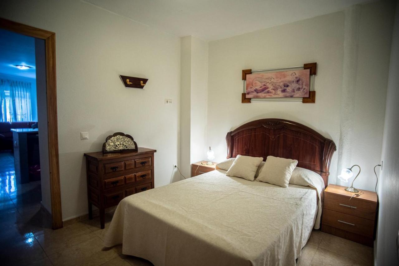 Apartamentos San Anton บียาร์โรเบลโด ภายนอก รูปภาพ