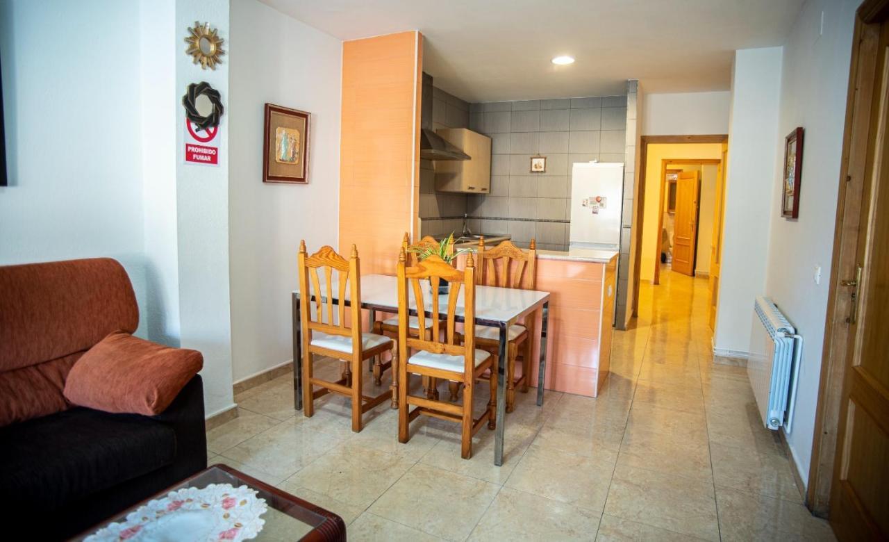 Apartamentos San Anton บียาร์โรเบลโด ภายนอก รูปภาพ