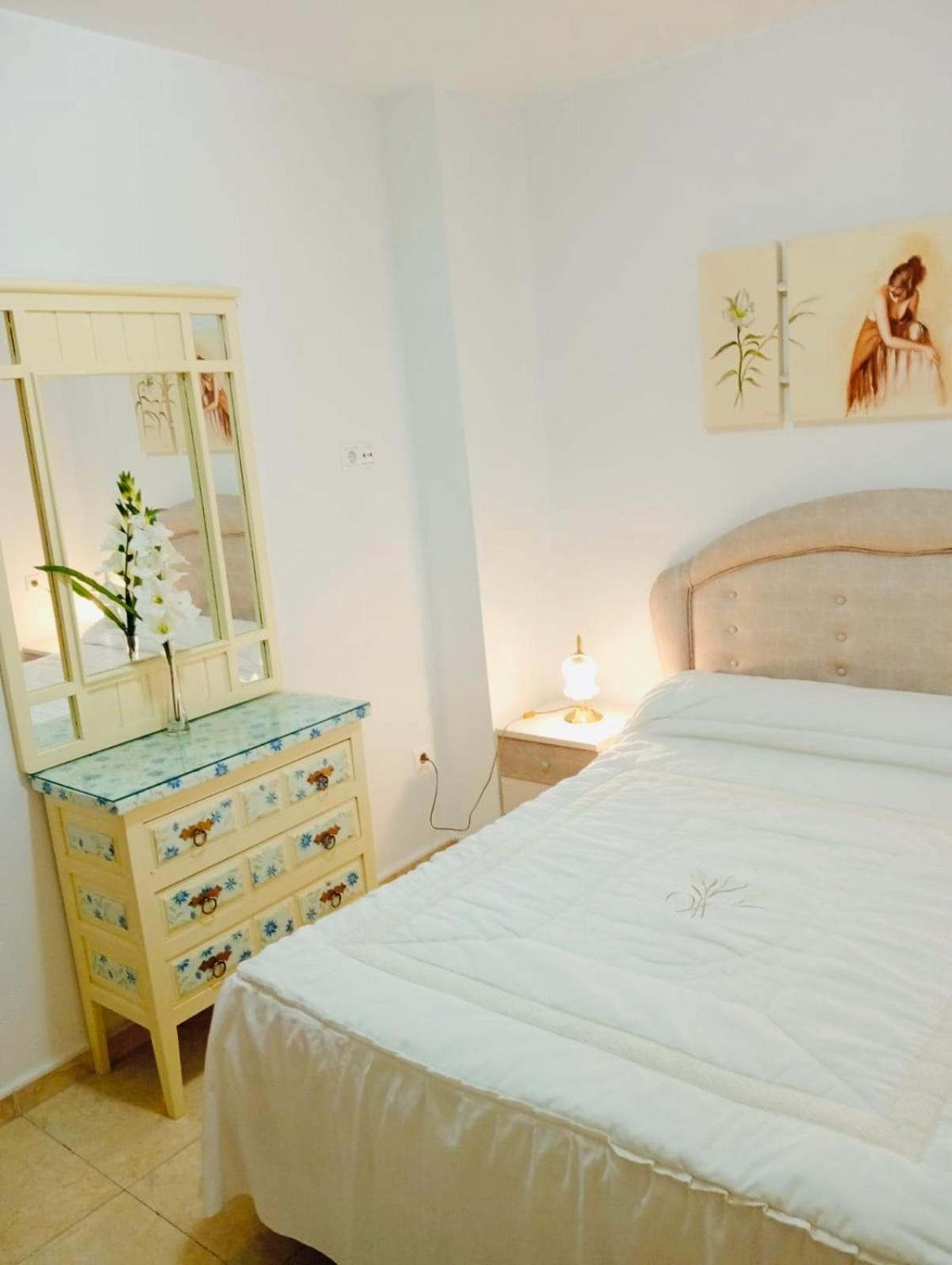 Apartamentos San Anton บียาร์โรเบลโด ภายนอก รูปภาพ